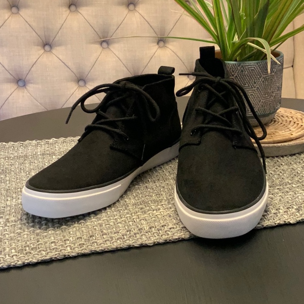 Banana Republic vegan suede Chukka boot